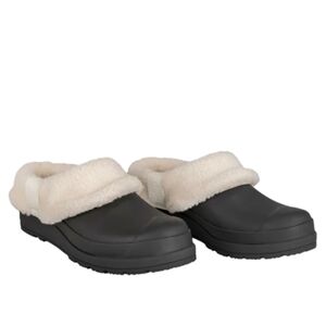 Hunter with play Sherpa insulated clog